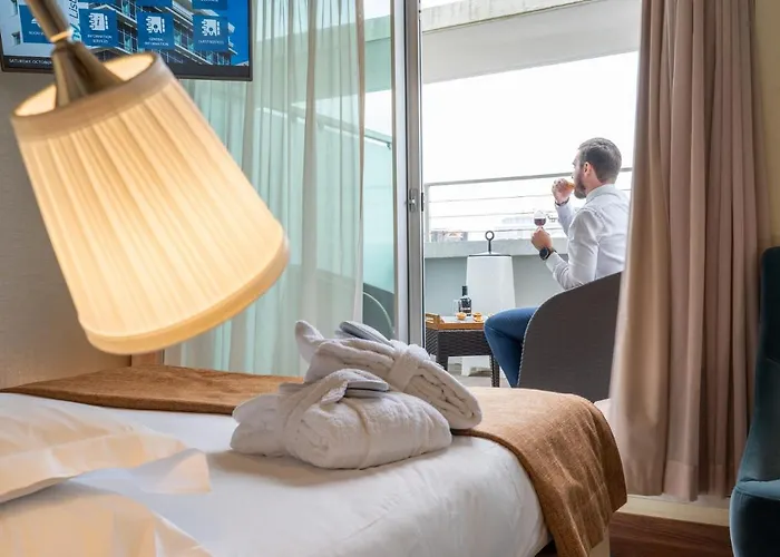 Smy Hotel 4*