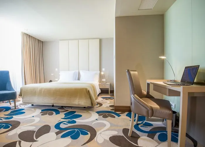 Smy Hotel